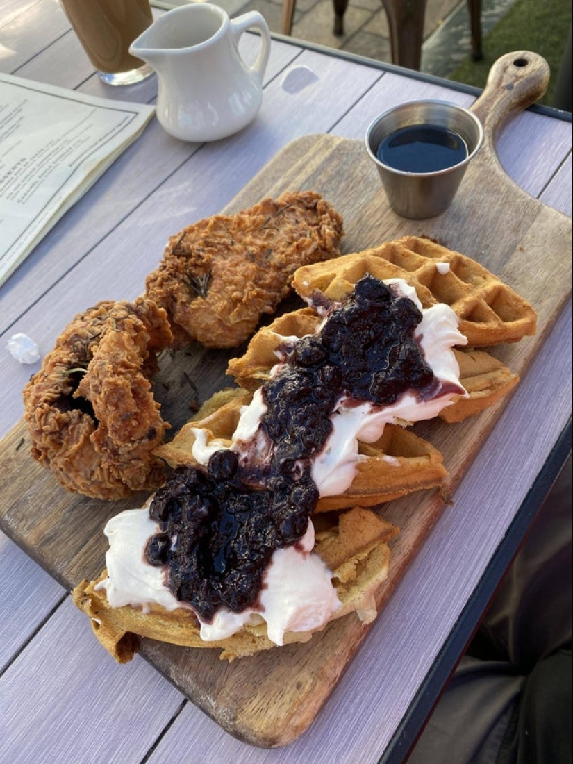 22 ejemplos de platos muy extraños, de los que perderás el apetito