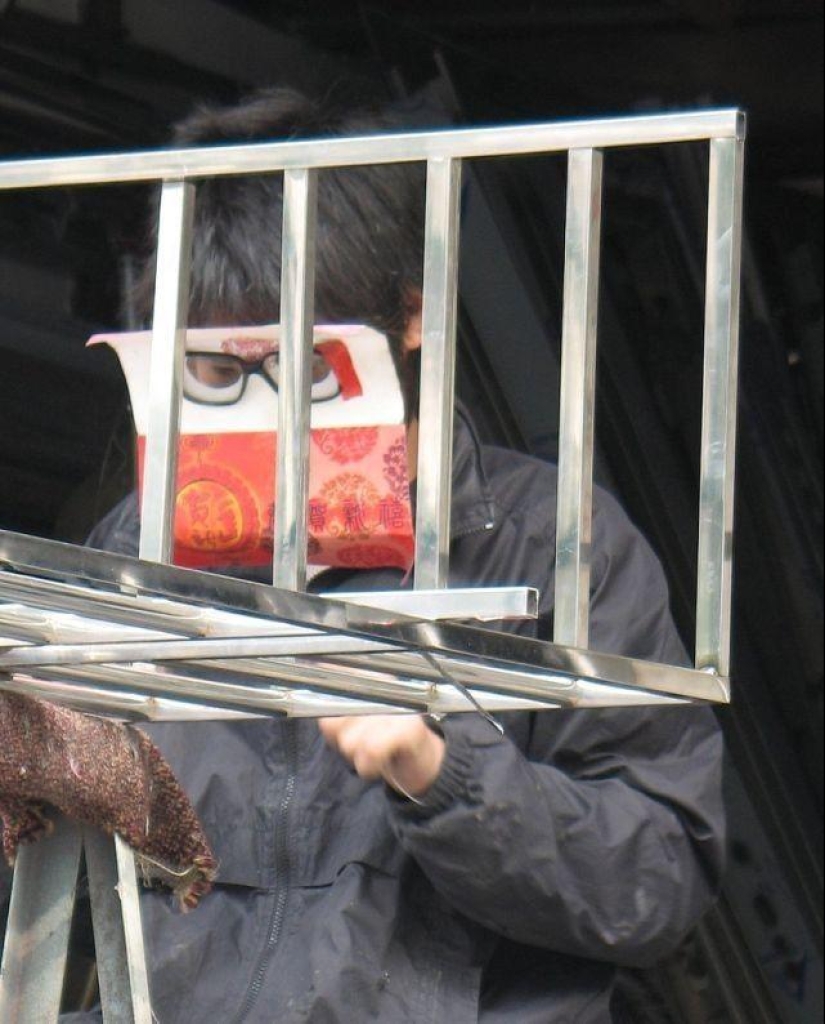 22 "expertos" en el ámbito de la seguridad 22 "expertos" en el ámbito de la seguridad