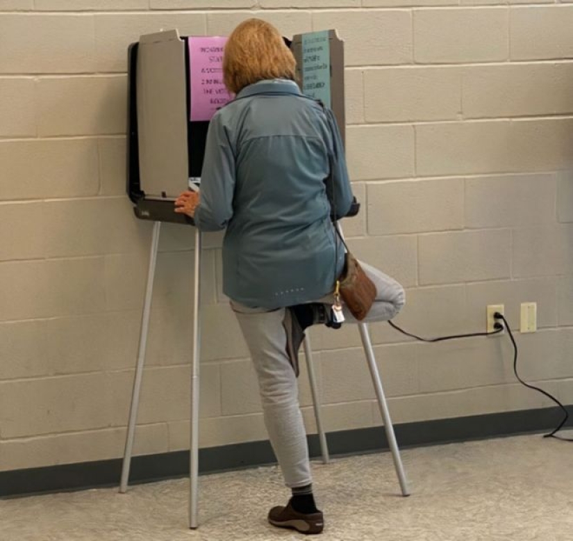 22 extrañas y ridículas poses en las que estas personas-yoguis fueron atrapados