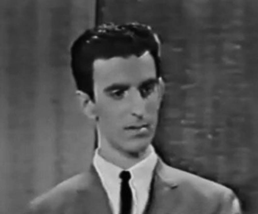 22 famous men we've never seen without a mustache 22 famous men we've never seen without a mustache