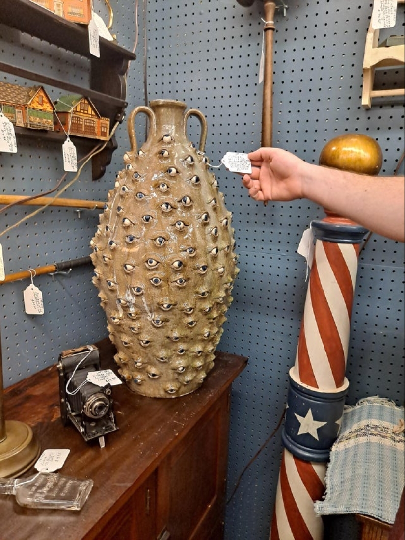 22 fotos de cosas muy extrañas y hasta aterradoras que realmente existen 22 fotos de cosas muy extrañas y hasta aterradoras que realmente existen