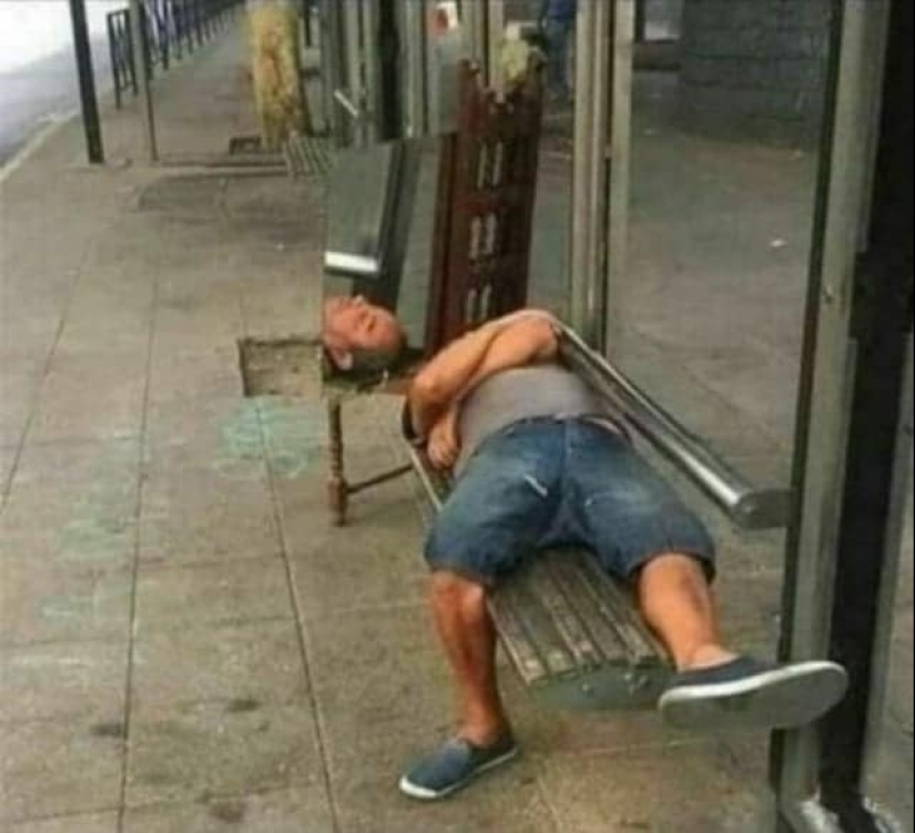 22 funny photos from the "it seemed" series that are worth looking at twice 22 funny photos from the "it seemed" series that are worth looking at twice