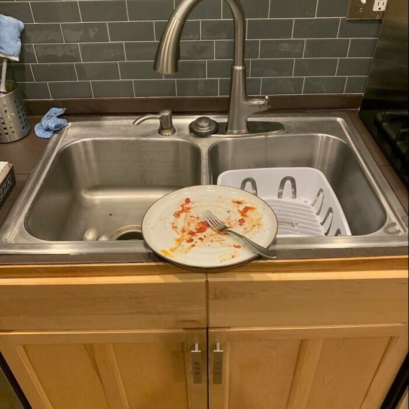 22 moments of insight when I realized that I was living with a monster 22 moments of insight when I realized that I was living with a monster