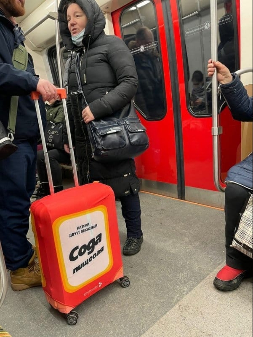 22 of the most colorful characters who managed to meet in the subway 22 of the most colorful characters who managed to meet in the subway