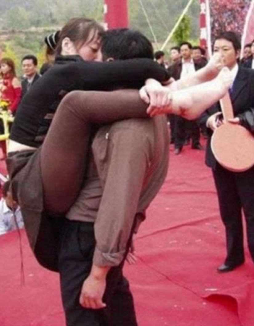 22 parejas que torturaron a otros con su amor por el espectáculo 22 parejas que torturaron a otros con su amor por el espectáculo