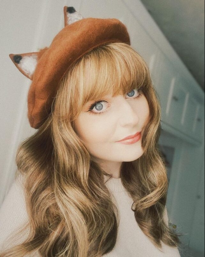 22 people whose hands grow from the right place 22 people whose hands grow from the right place