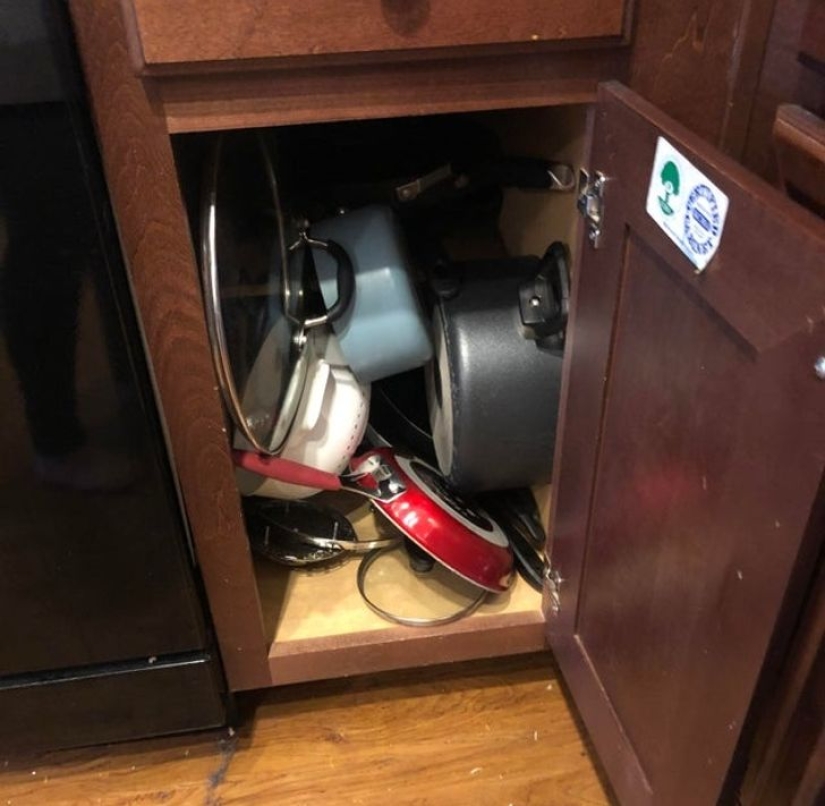 22 photo evidence that real men are never insured 22 photo evidence that real men are never insured