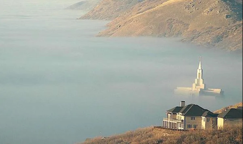 22 photos that you will have to look at from different angles