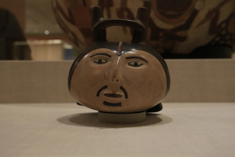 22 strange antiques that raise a lot of questions