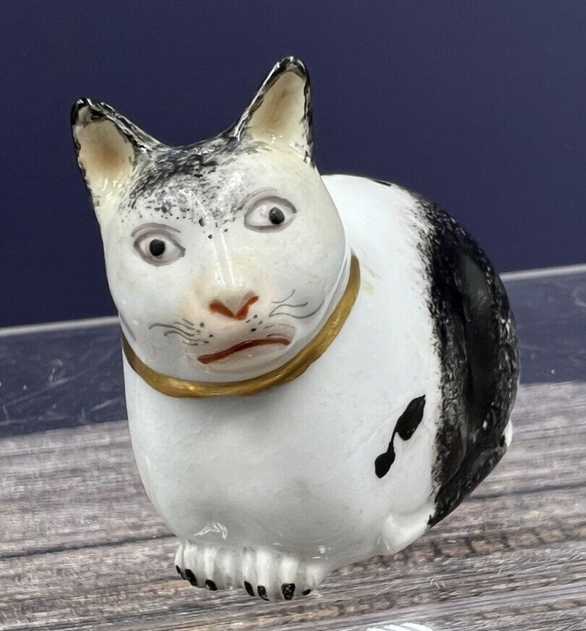 22 strange antiques that raise a lot of questions