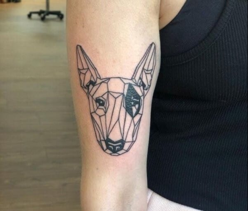 22 tattoos, each of which has a whole story behind it 22 tattoos, each of which has a whole story behind it