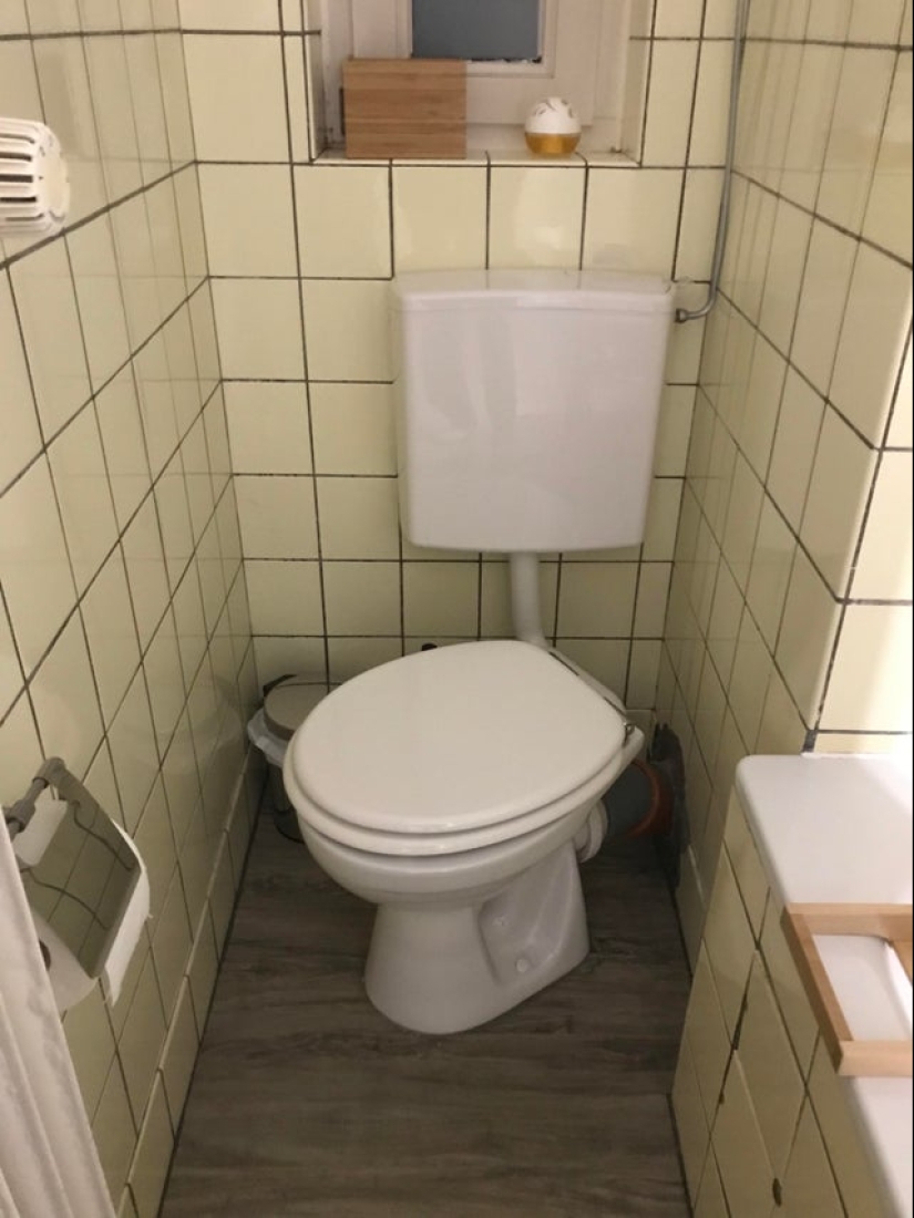 22 would-be designers and their "works" 22 would-be designers and their "works"