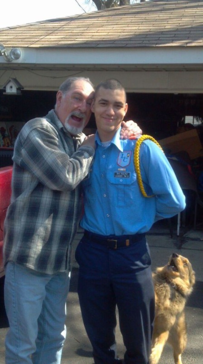 23 perros que son genios photobombing