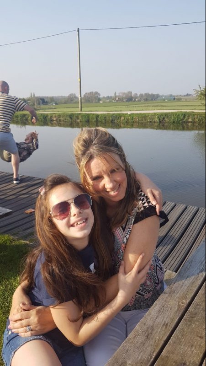 23 pictures taken a second before the inevitable