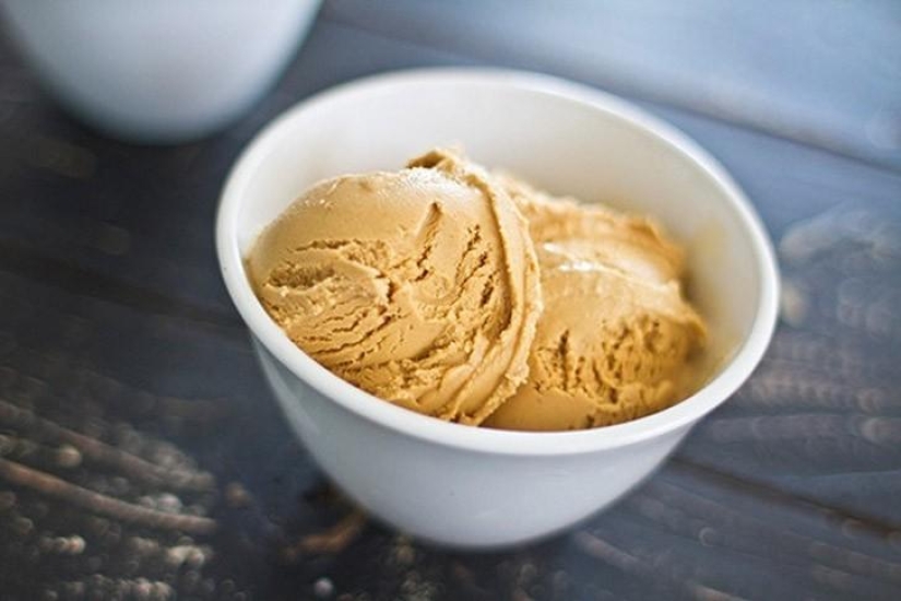 25 ingenious tips for using a microwave oven for other than its intended purpose