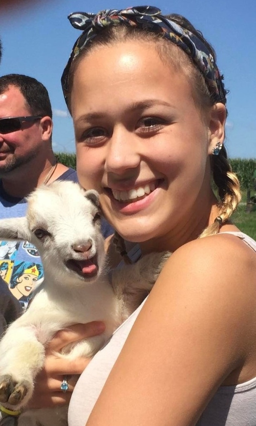 25 mullidas y lindas pruebas de que las cabras bebé pueden eclipsar a los gatitos y cachorros con su dulzura 25 mullidas y lindas pruebas de que las cabras bebé pueden eclipsar a los gatitos y cachorros con su dulzura