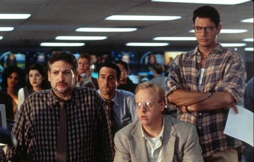 25 "plot holes" in famous films and their explanation 25 "plot holes" in famous films and their explanation