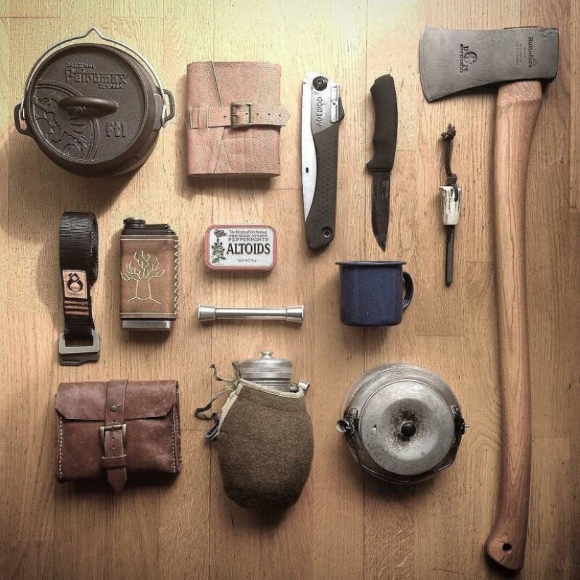 25 sets that sofa survivalists brag about on the Internet 25 sets that sofa survivalists brag about on the Internet