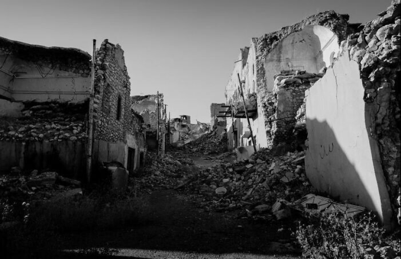 25 unpleasant facts about different countries that their residents would prefer to forget about