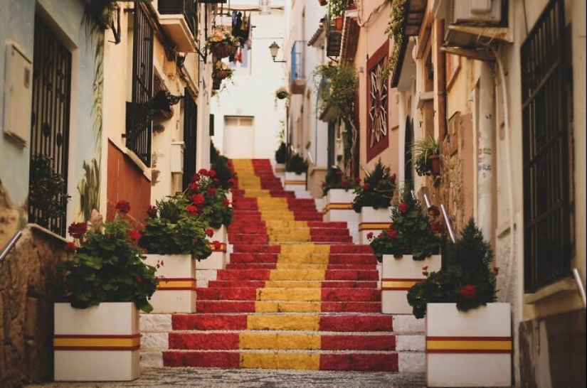 25 unpleasant facts about different countries that their residents would prefer to forget about