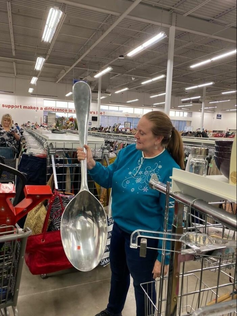 25 unusual things bought at flea markets and thrift stores