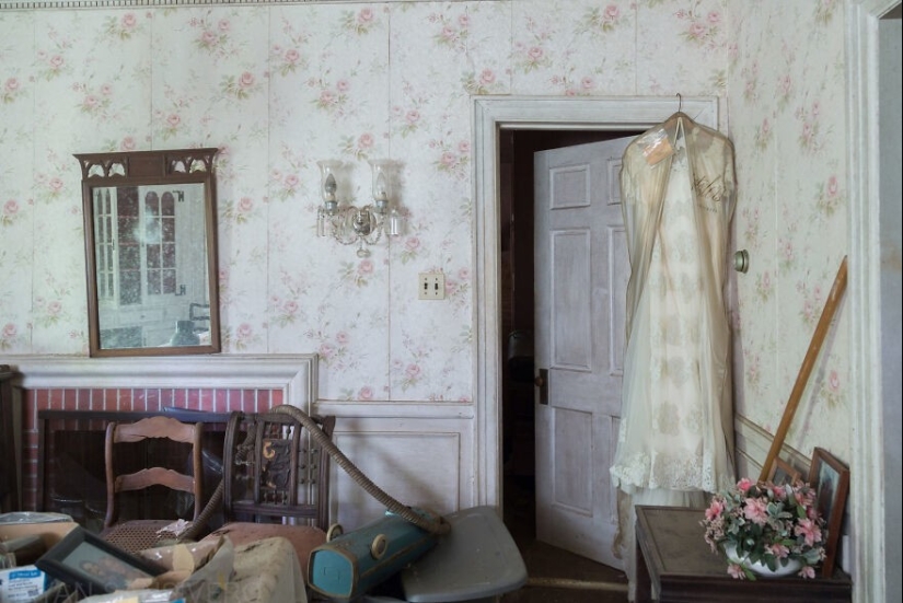 27 espeluznantes fotos de una granja abandonada 27 espeluznantes fotos de una granja abandonada