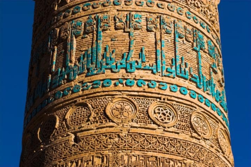 27 places to visit before it's too late 27 places to visit before it's too late