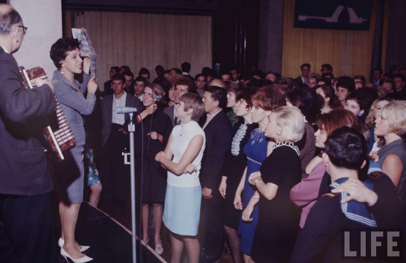 27 retratos de la época de deshielo 27 retratos de la época de deshielo