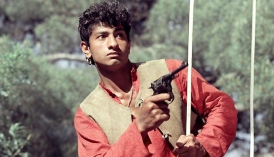 3 Razones por las que los Gitanos se dan Dientes de Oro