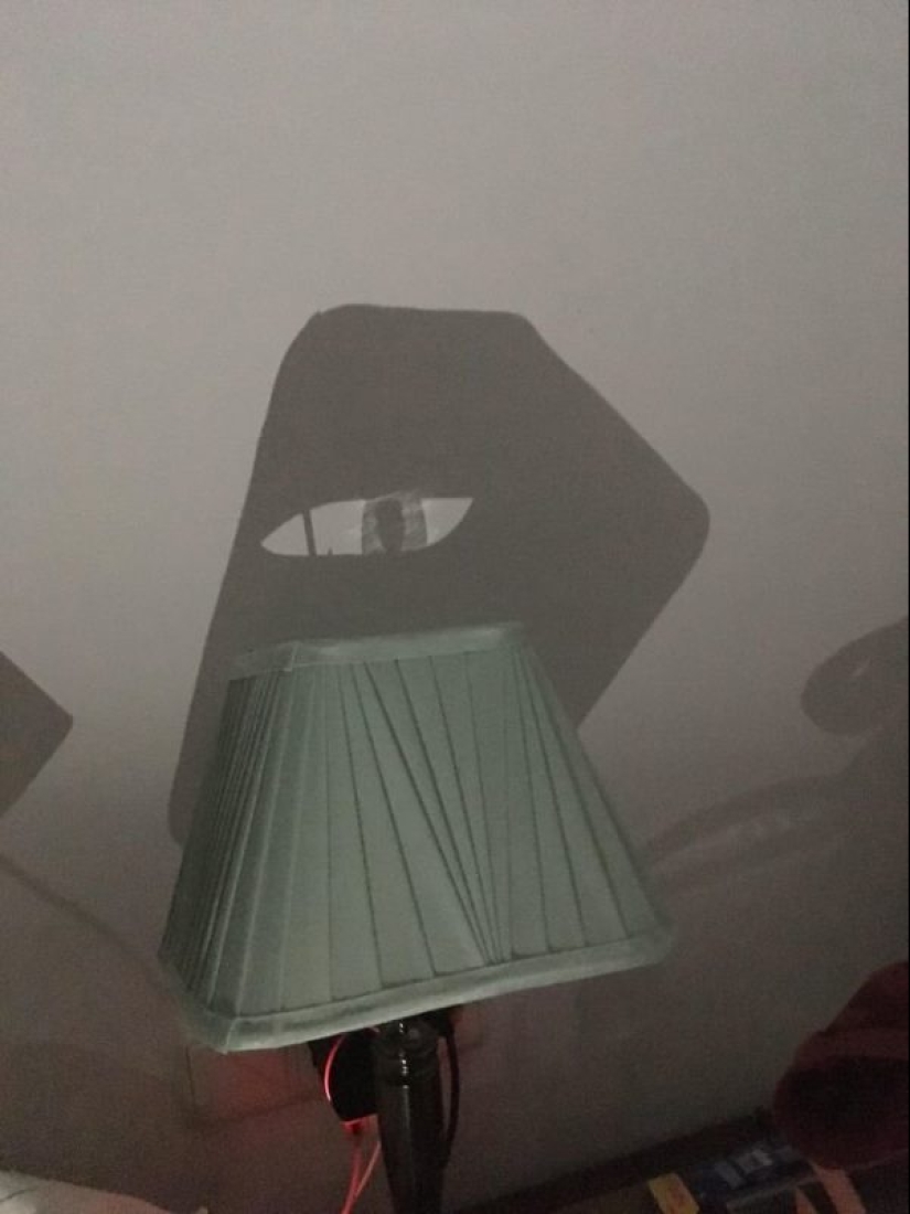 30 funny photos of shadows that look like something else 30 funny photos of shadows that look like something else
