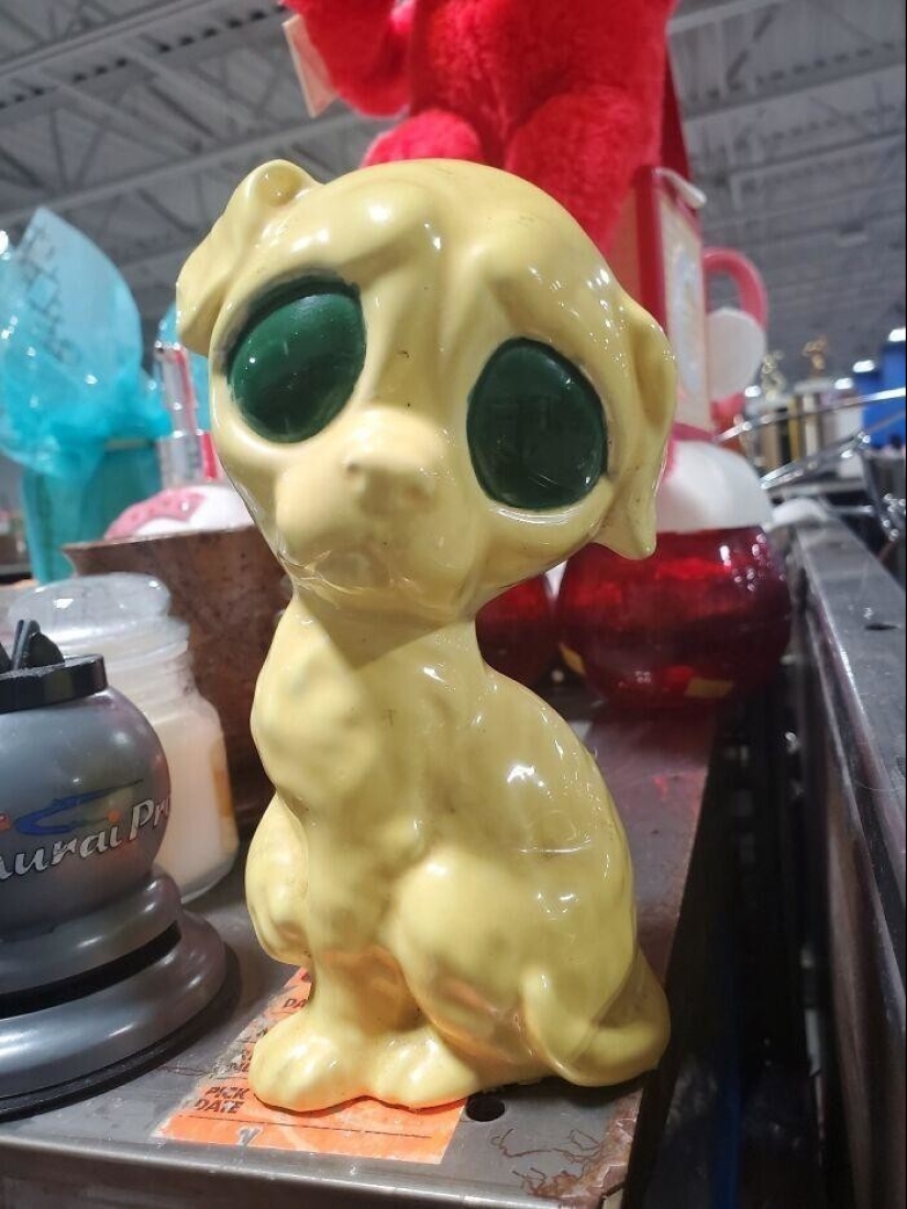 30 lindo, peculiar e inquietante que se encuentra en las tiendas de segunda mano 30 lindo, peculiar e inquietante que se encuentra en las tiendas de segunda mano