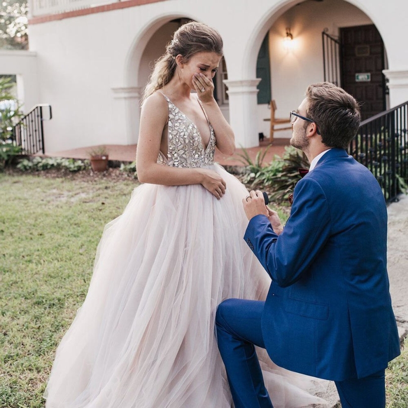 30 of the craziest and most creative marriage proposals