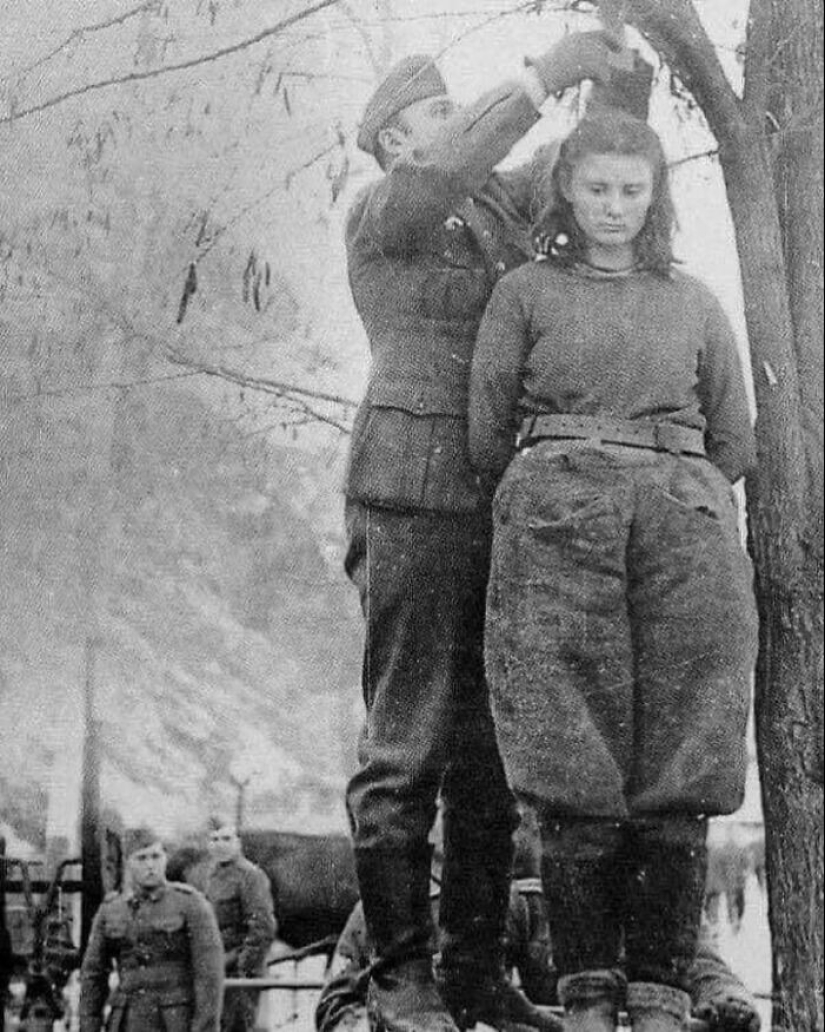 30 rare historical photos that you won't find in textbooks 30 rare historical photos that you won't find in textbooks