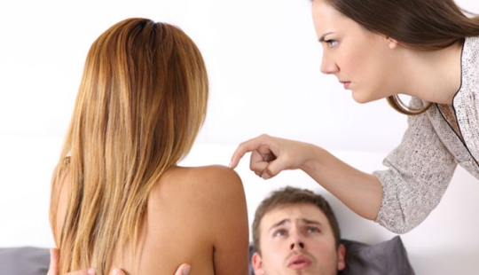 30 stock photos that can only be sold to aliens