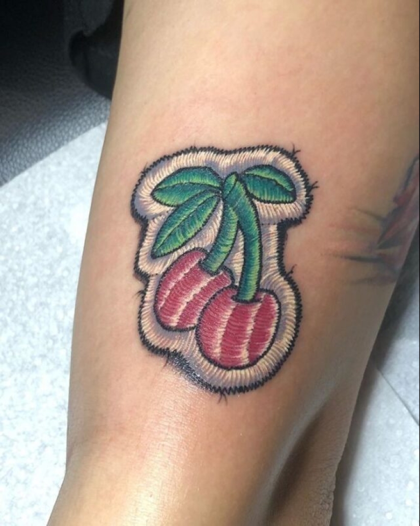 30 tatuajes increíblemente geniales que parecen parches