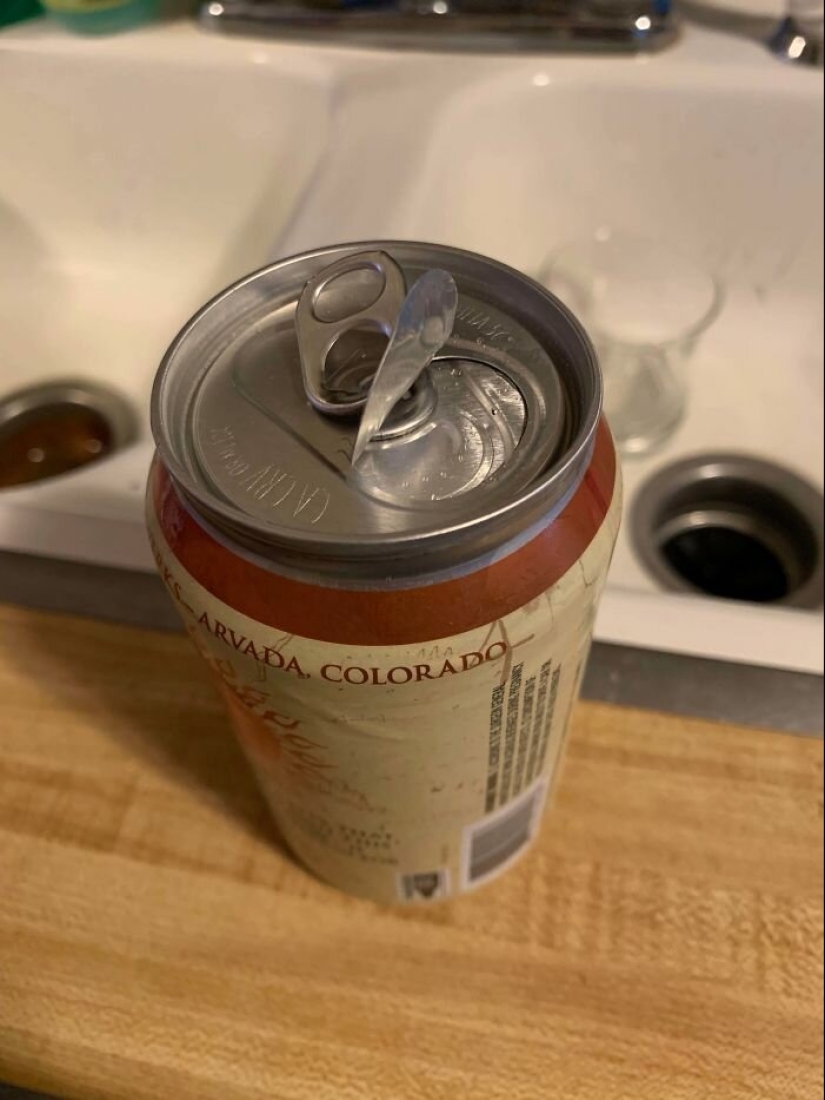 30 unexpected finds inside a disassembled or broken things