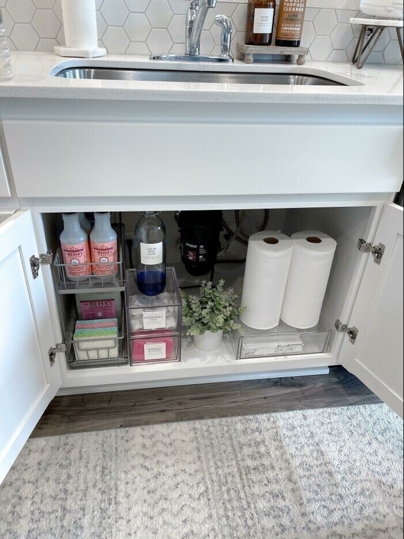 33 examples of space organization by real perfectionists 33 examples of space organization by real perfectionists