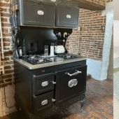 33 photos of old and super reliable things that still serve faithfully