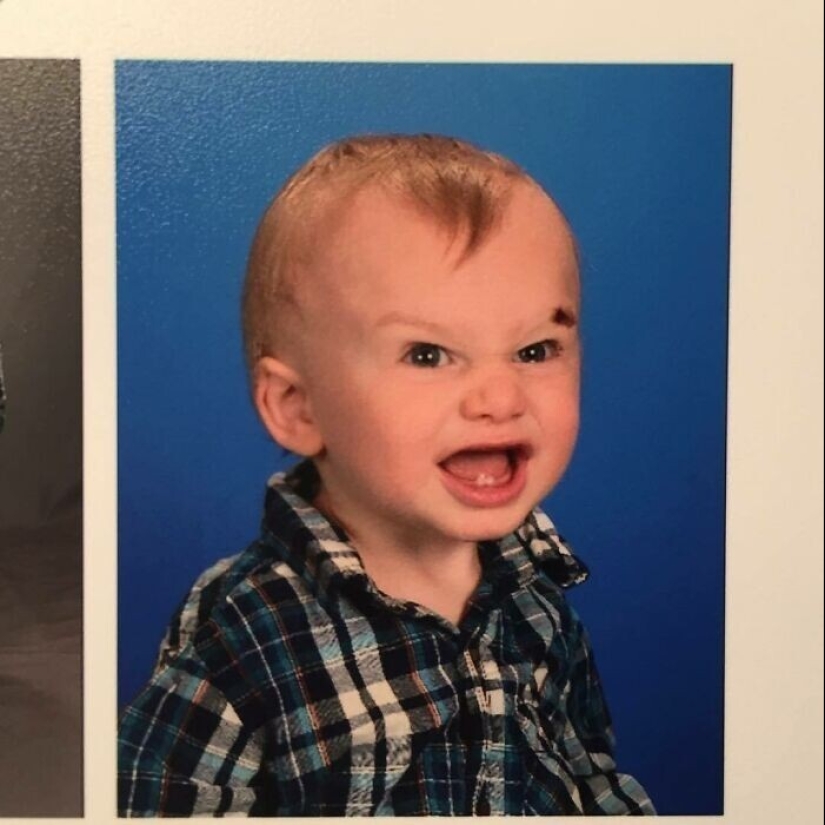 35 fotos de álbumes escolares que hicieron reír a los padres a través de las lágrimas 35 fotos de álbumes escolares que hicieron reír a los padres a través de las lágrimas