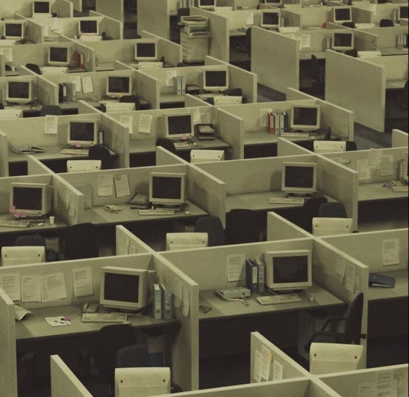 35 photos of deserted spaces that make you uncomfortable 35 photos of deserted spaces that make you uncomfortable