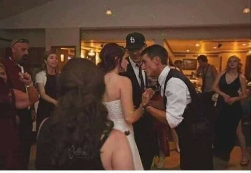 35 photos where you can see something completely different from what is depicted 35 photos where you can see something completely different from what is depicted