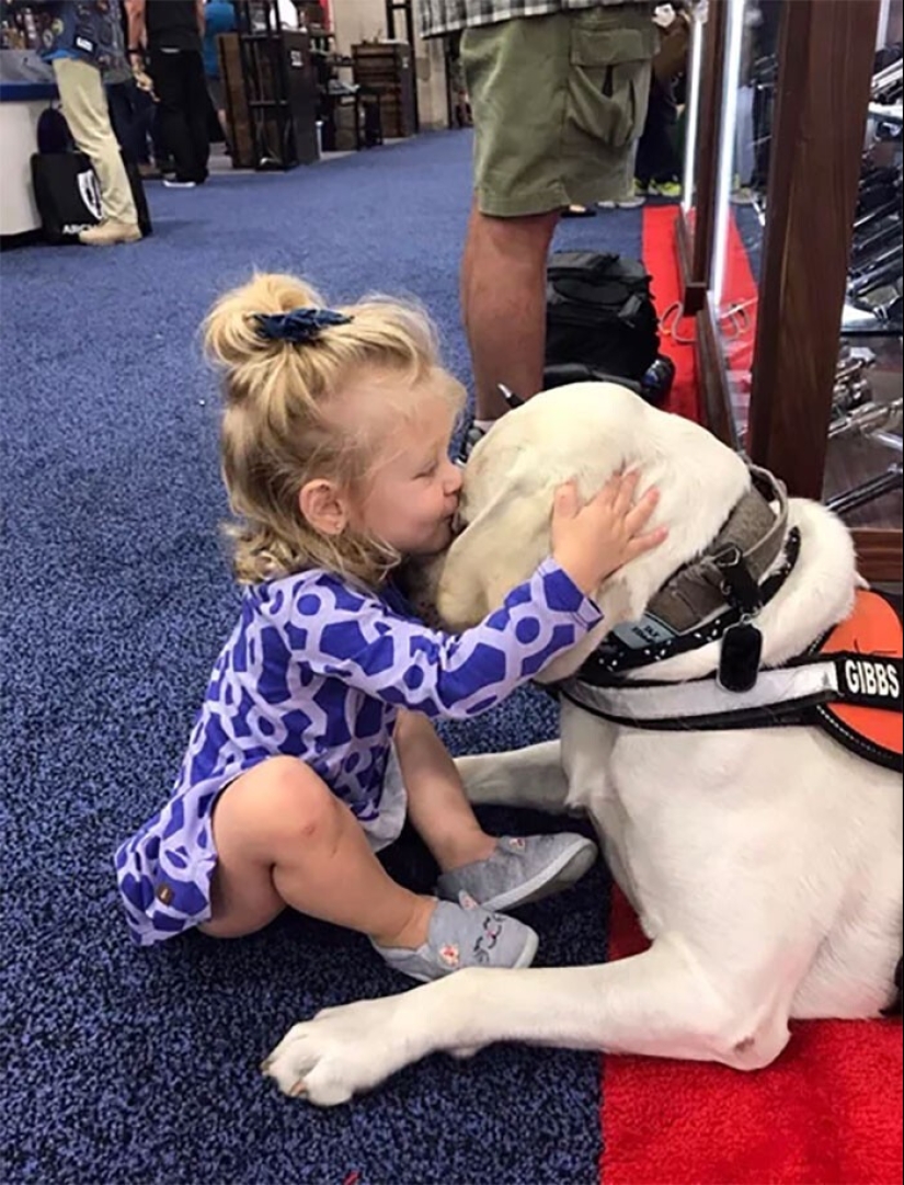 35 pruebas conmovedoras de que un perro es el mejor amigo de un niño