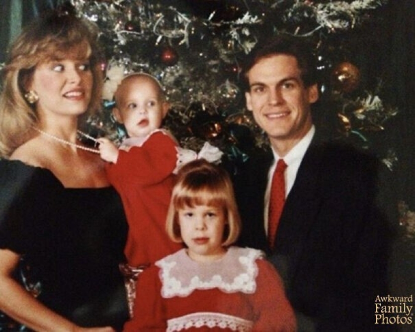 35 worst Christmas photos