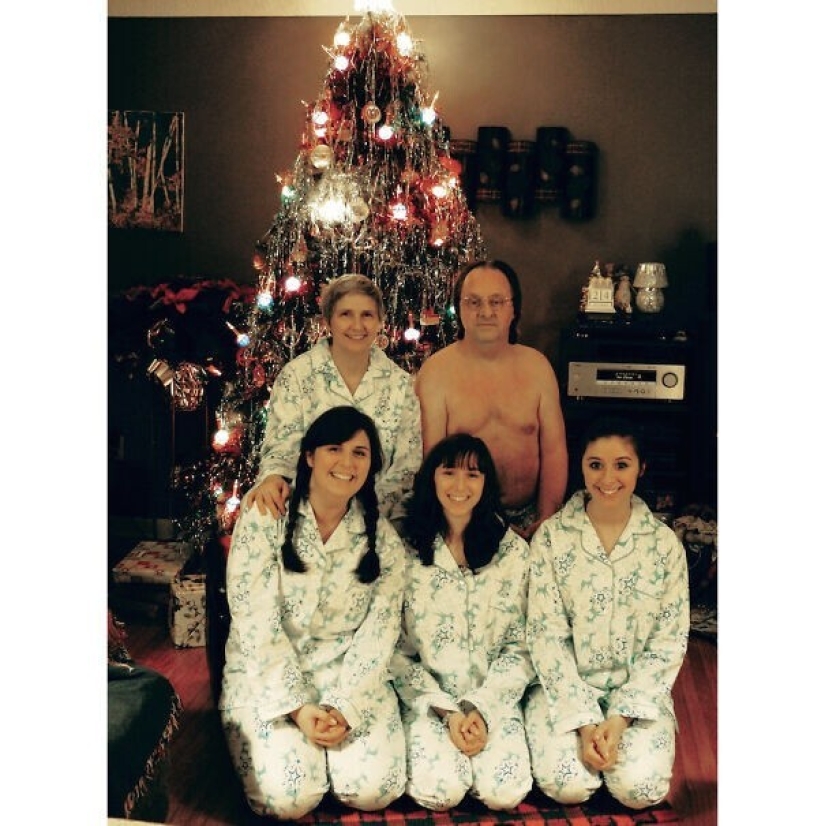 35 worst Christmas photos