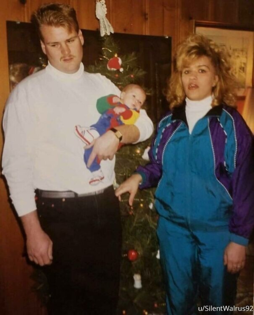 35 worst Christmas photos