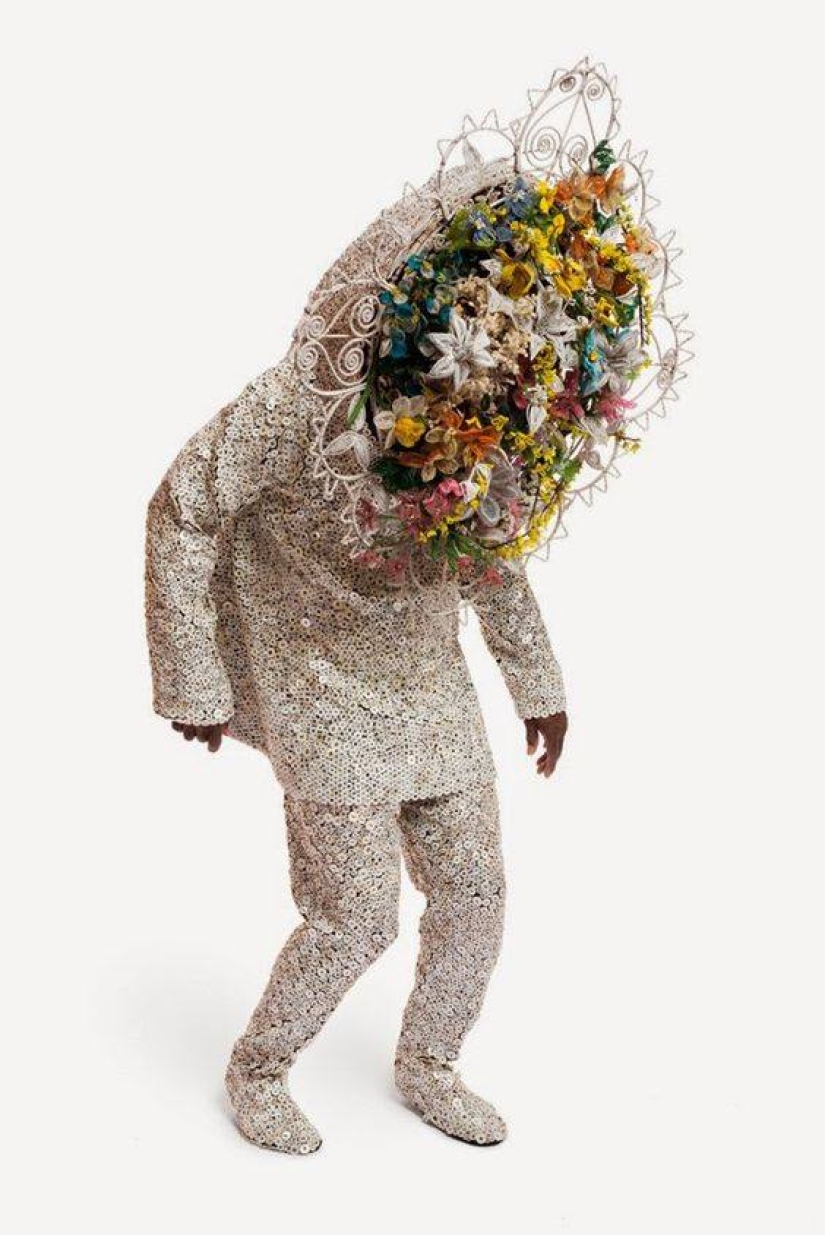 'Soundsuits': Nick Cave's Very Strange Passion That He Wants to Change the World With 'Soundsuits': Nick Cave's Very Strange Passion That He Wants to Change the World With