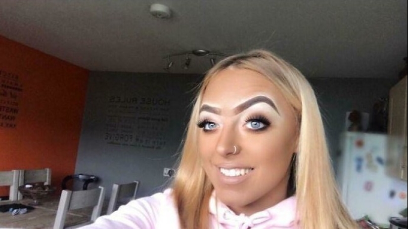40 ejemplos hilarantes de maquillaje terrible