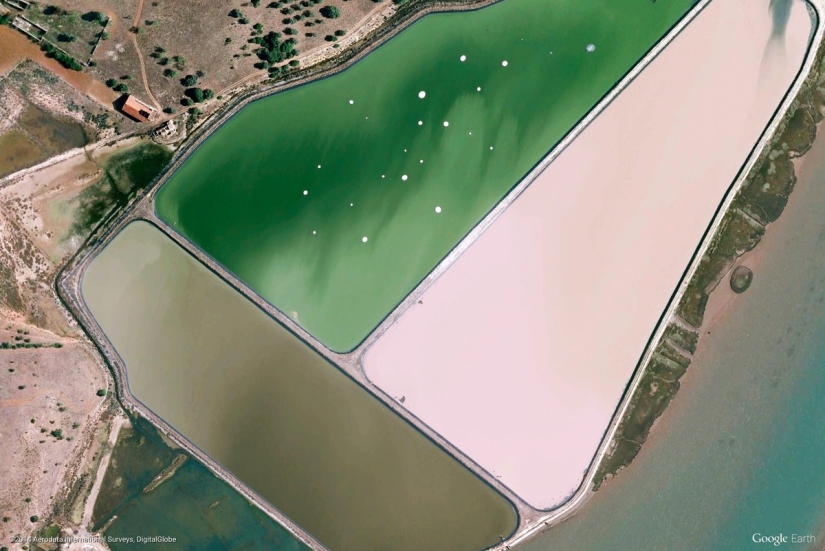 44 amazing abstract images from Google Earth 44 amazing abstract images from Google Earth