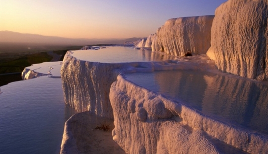 5 cascadas más hermosas del clima y la época del año.