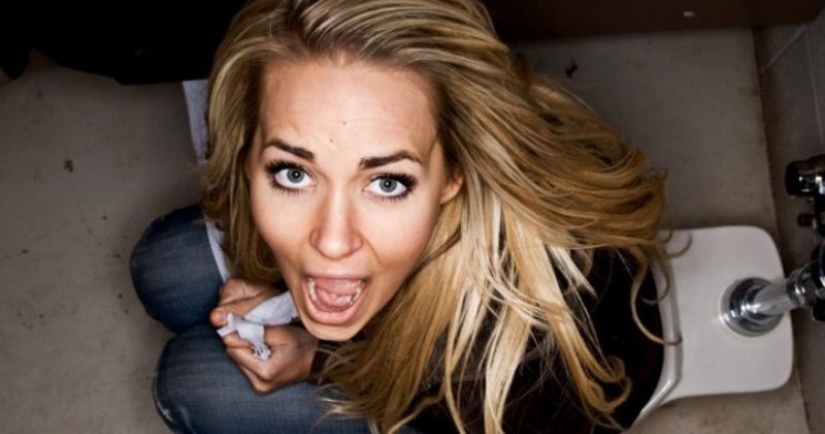 5 important reasons not to take your smartphone to the toilet 5 important reasons not to take your smartphone to the toilet